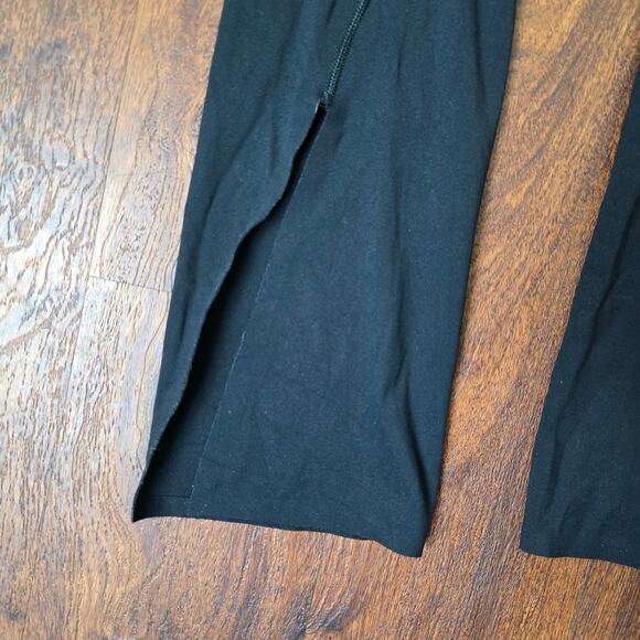 SPANX Booty Boost Core Luxe Front Slit Leggings - Black - Small - Picture 8 of 11